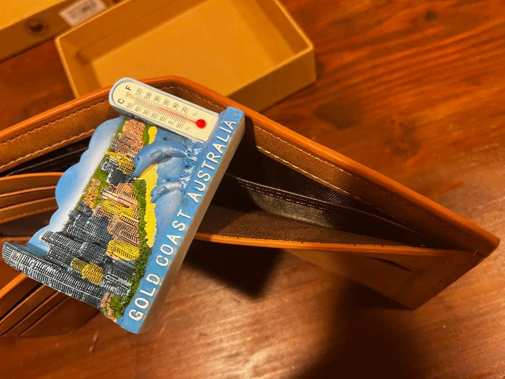 Kangaroo Blend Wallet: Affordable Premium Leather for Men!